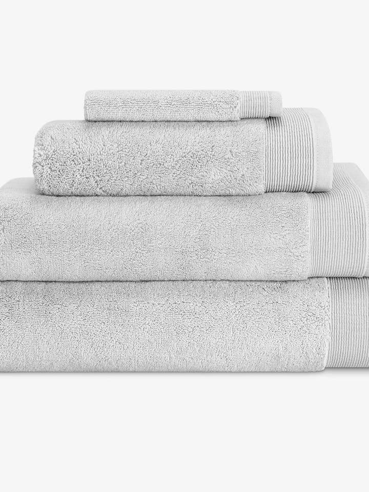 Ensemble complet en peluche pour la vente par Onsen