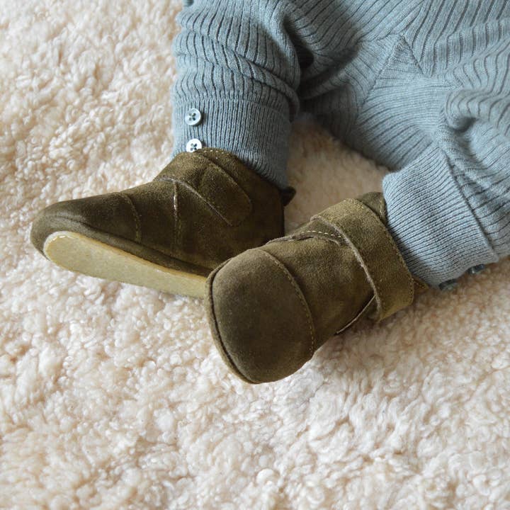 Suede Classic Boots - moss green for wholesale by Teddy & James