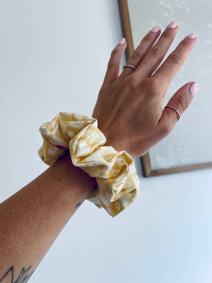 Elastico giallo a quadretti Daisy per la vendita all'ingrosso da parte di Love Scout Designs