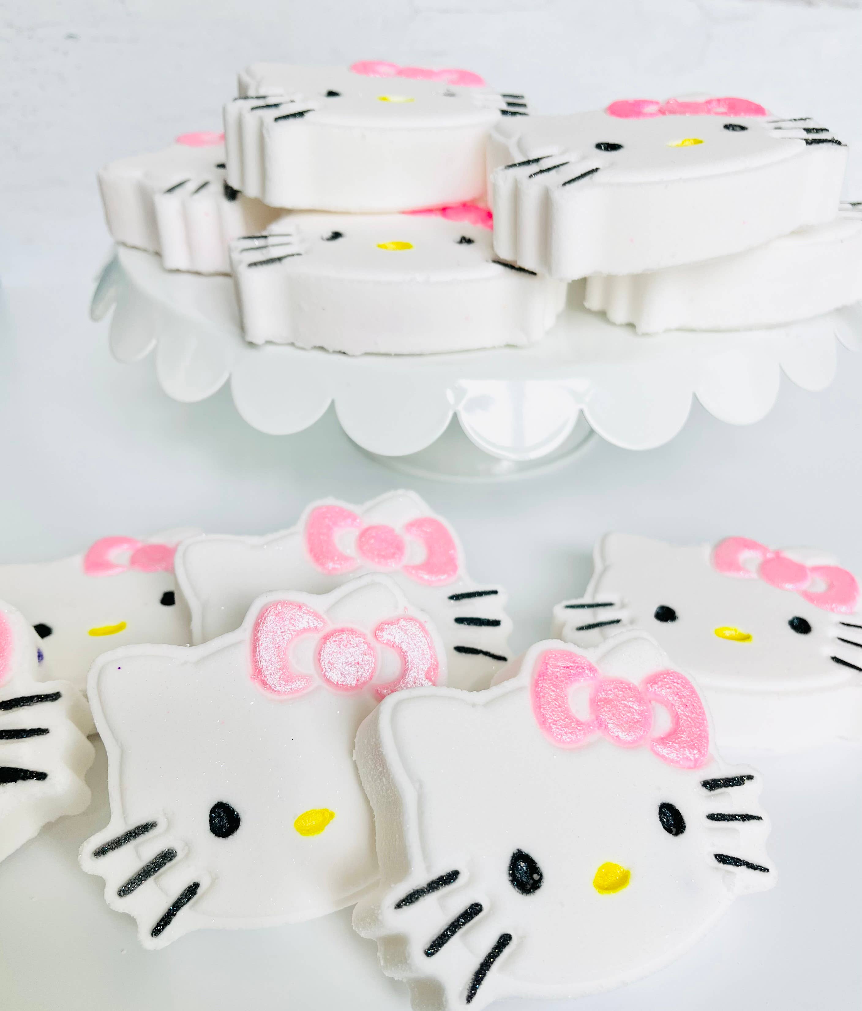 The Burlap Barn Company - Wholesale Bath Bomb/Fizz - Kitty Bath Bomb, Ms. Whiskers Bath Bomb2