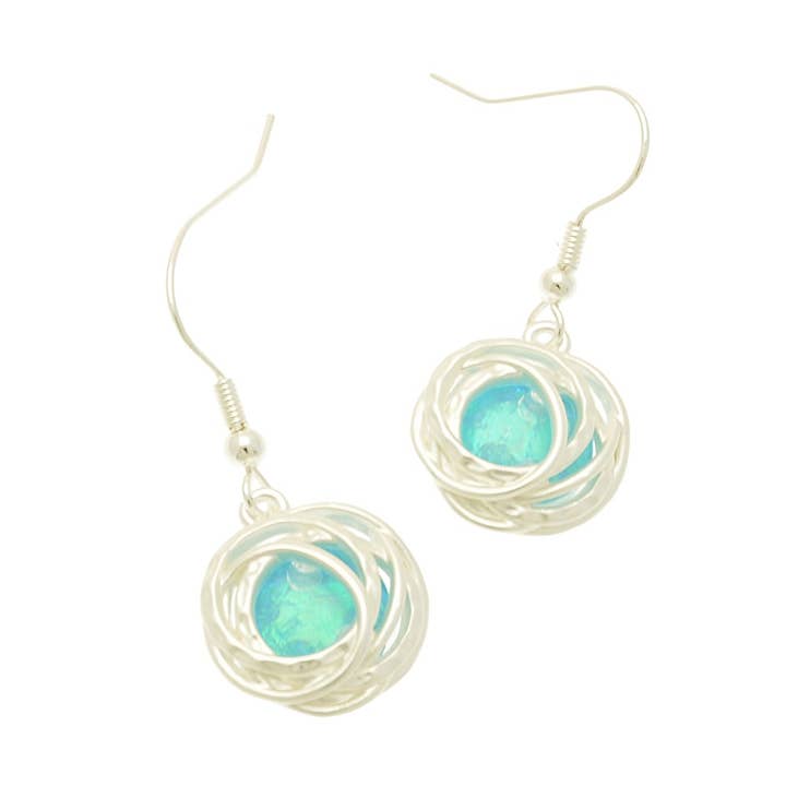 Iridescerande blå och silver droppörhängen för wholesale av Miss Milly Limited