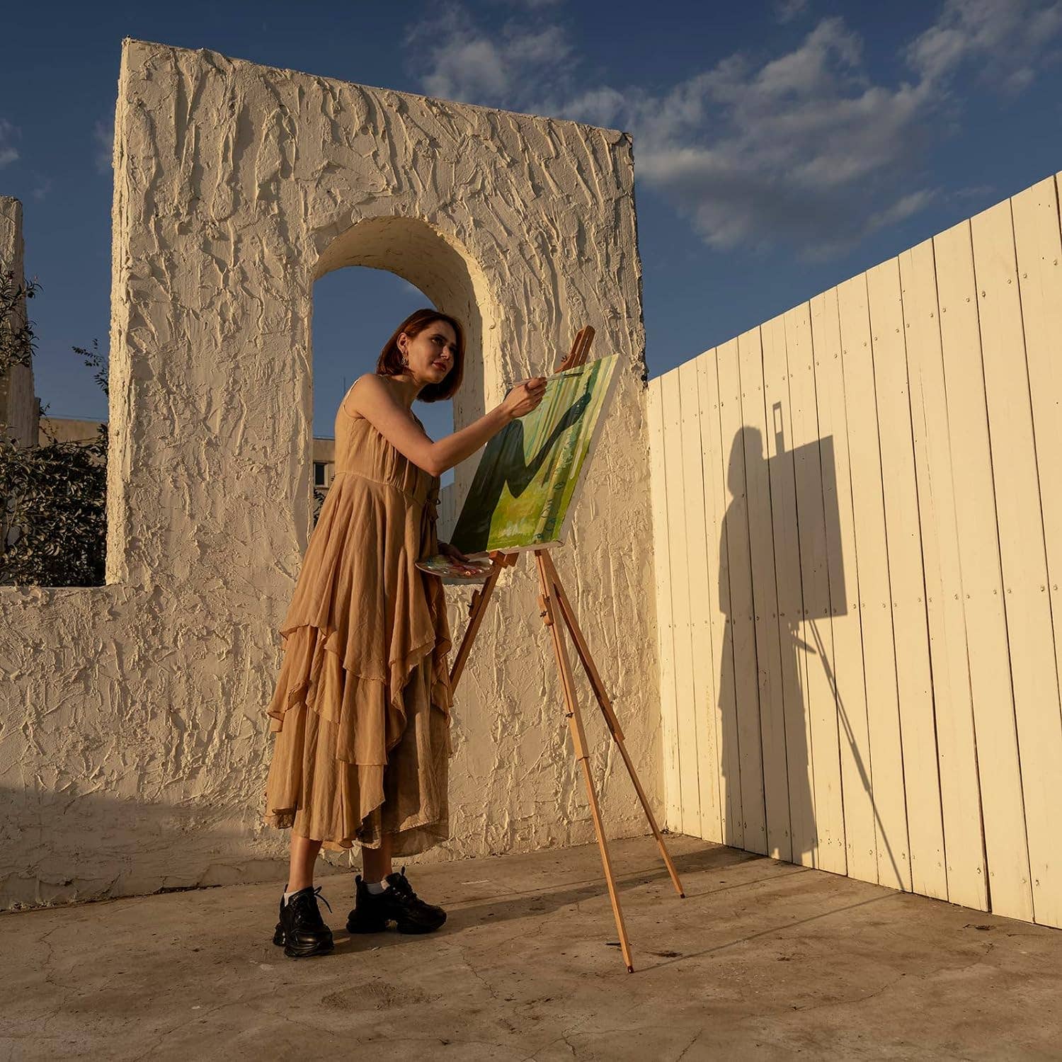 Pintar Art Supply – wholesale Easel – MEEDEN Tripod Field Painting Easel with Carrying Case - Solid Beech Wood Universal Tripod Easel Portable Painting Artist Easel, Perfect for Painters Students, Landscape Artists, Hold Canvas up to 443