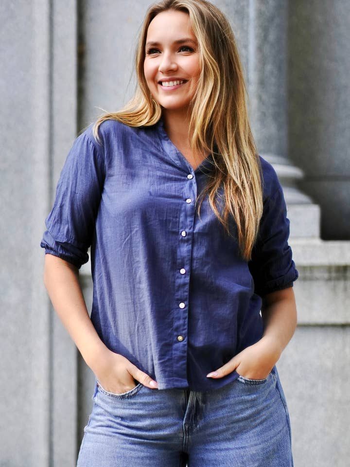 Haut en coton uni Amalie Denim pour la vente par Dolma