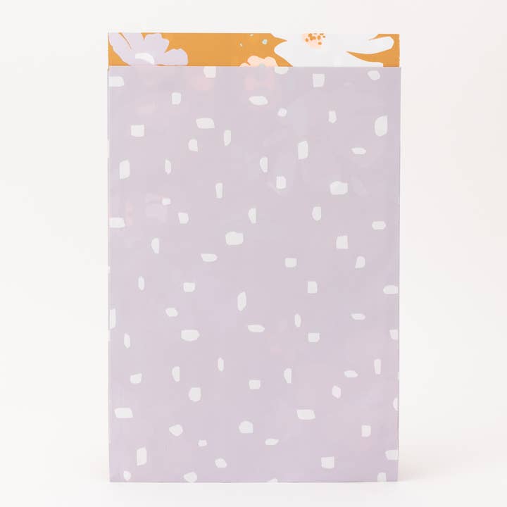 liebevoll verpackt – Großhandel Geschenktüten – Papiertüten Minimalismus, Flieder2
