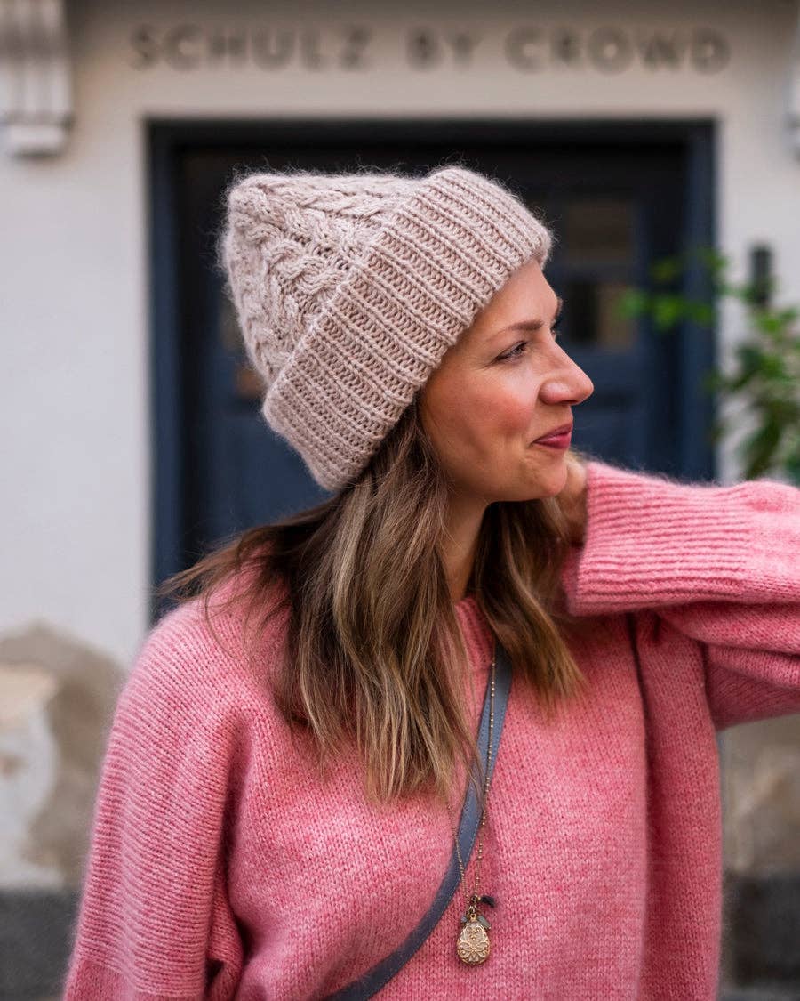 Laine Publishing - Wholesale Crafts, Hobbies & DIY - Knits to Wear: Effortless Patterns by Kutova Kika7