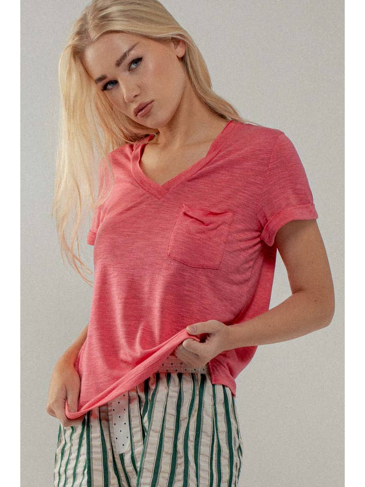 Urban Daizy - Wholesale T-Shirt - Women's - Rolled Sleeve V-Neck Pocket Tee27