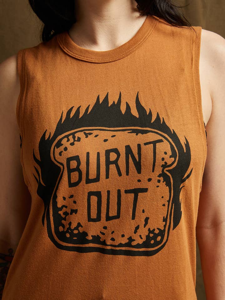 Pyknic – Engroshandel T-shirt med print - Dame – Brændt ud Muscle Tee3