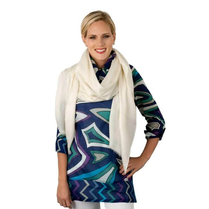 Gretchen Scott LLC - Wholesale Scarf - Women's - 100% Cashmere Pashmina Scarf/Shawl - Classic25