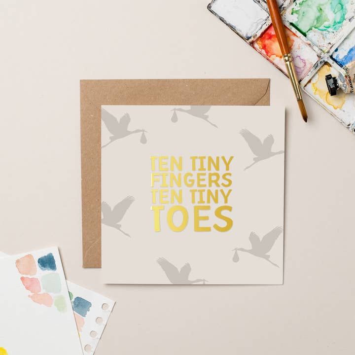 Carte dorée "Dix petits doigts" pour nouveau-né pour la vente par lil wabbit