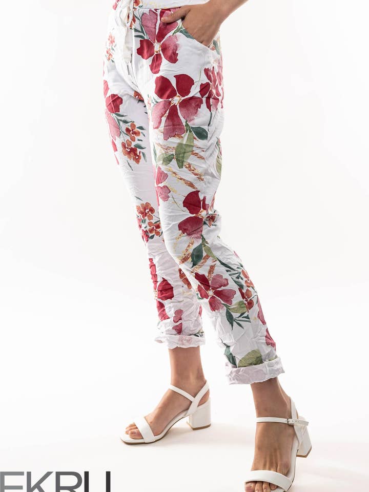 SS25 - CRINKLE TRAVEL BYXA (PT884-11) BLOMMIG för wholesale av LINEN LUV