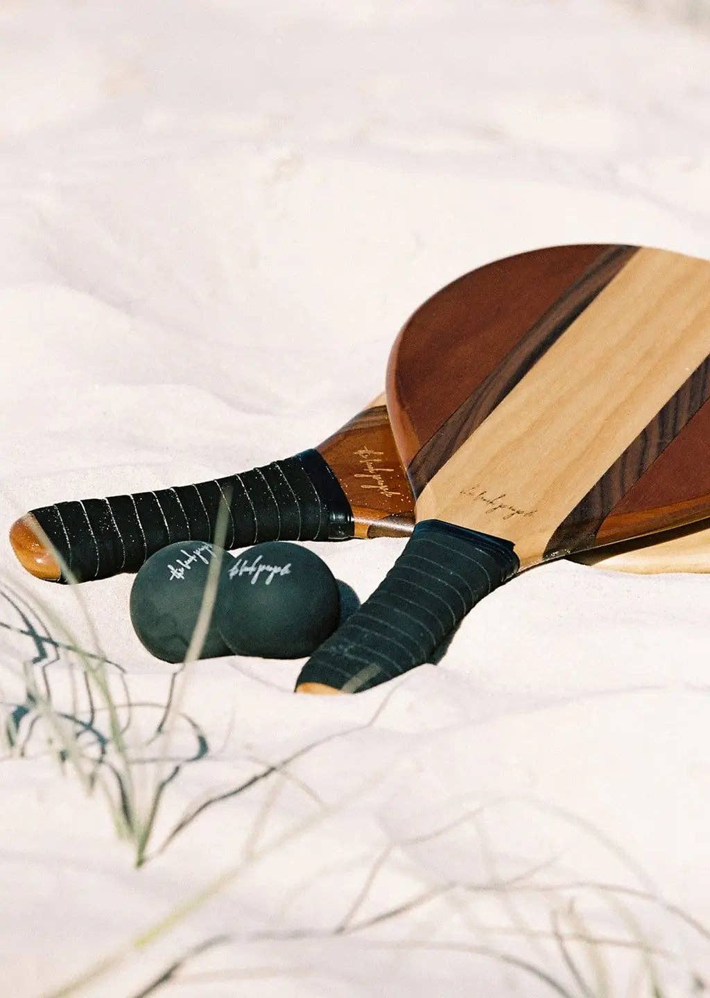 The Beach People - Venta al por mayor Accesorios de deporte - Set de paletas y pelotas de madera10