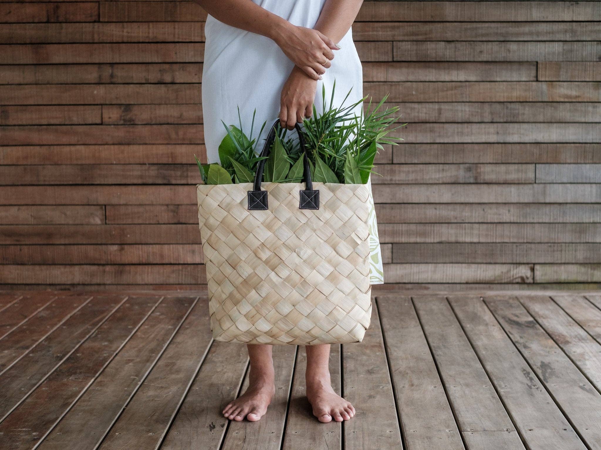 Rise Beyond the Reef - Wholesale Tote Bag - Women's - Handwoven Carry Bag17