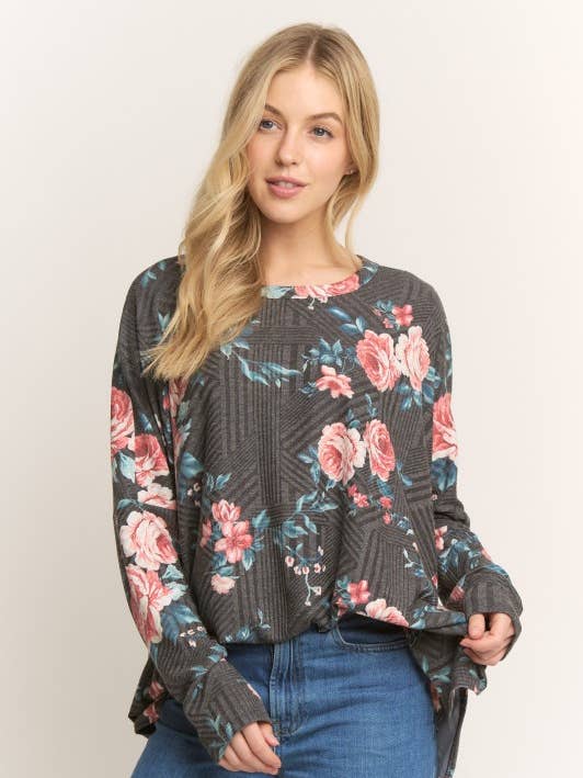 ET6960-18 MAGLIA A MANICHE LUNGHE CON SCOLLO ROTONDO E FANTASIA FLOREALE per la vendita all'ingrosso da parte di HEIMISH