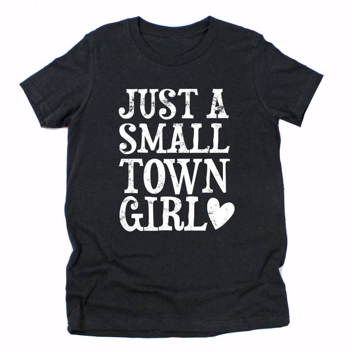 T-shirt graphique Just a small town girl pour la vente par Kids By Kissed Apparel