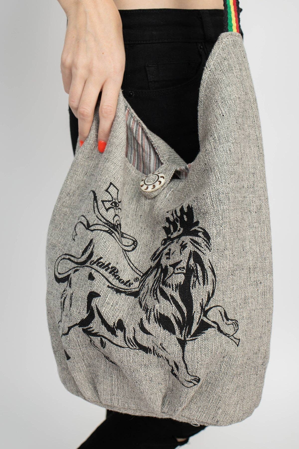 Lakhays Collection Inc. – wholesale Axelremsväska – Dam – Lion Of Judah Rasta Axelväska1