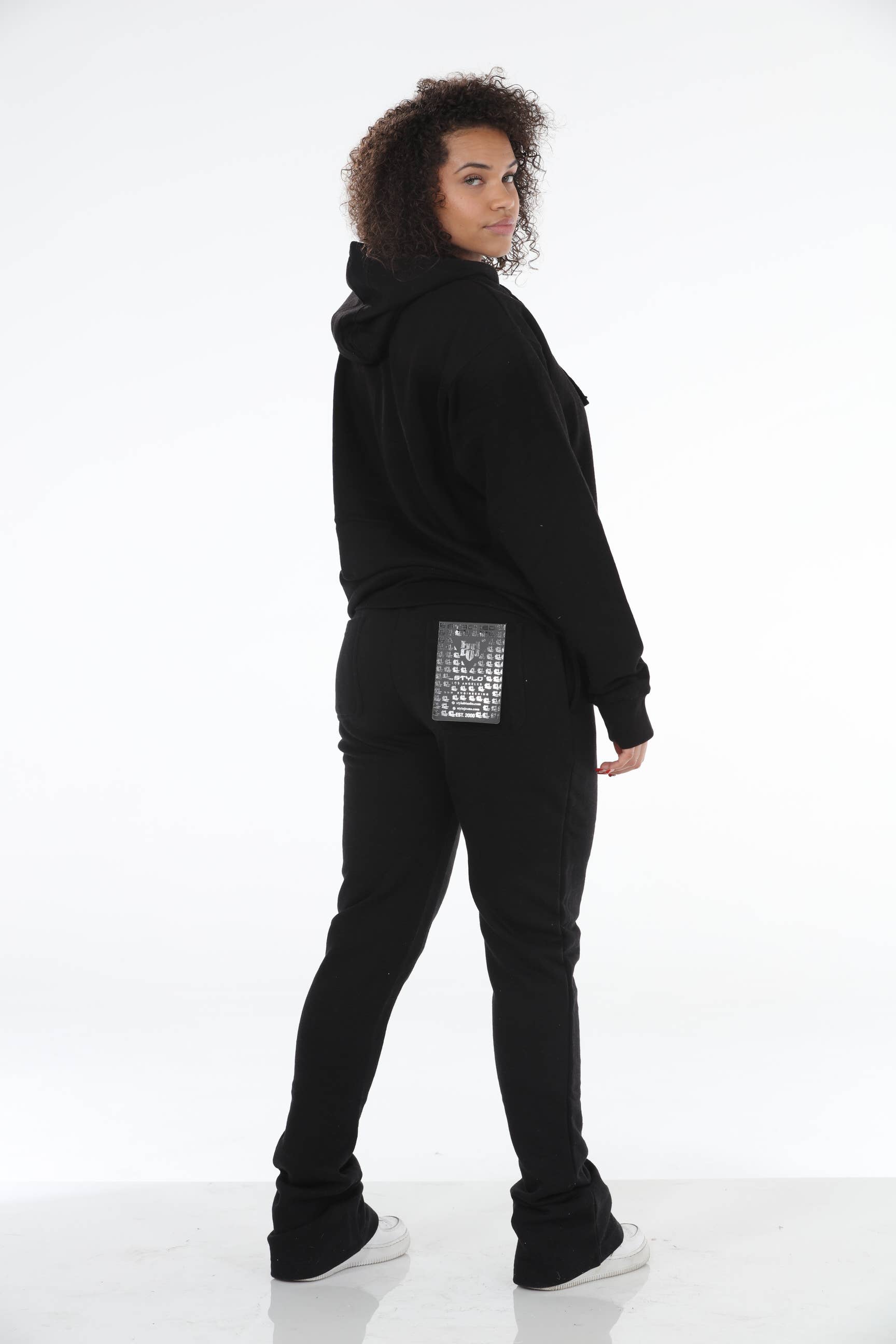 Stylo – Sweatshirt - Mulher por atacado – Moletom preto empilhado Flare3