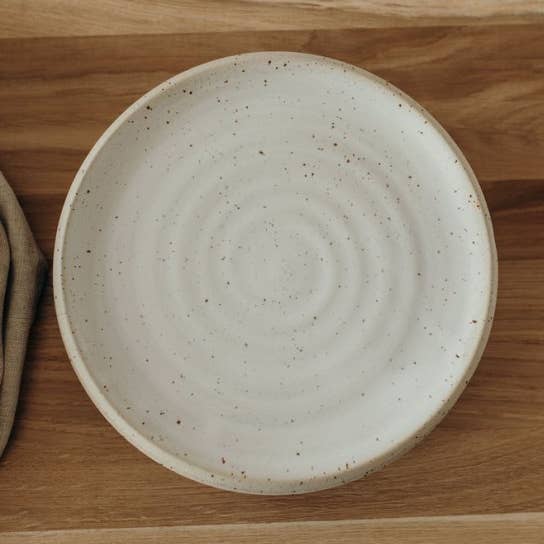 liten tallrik vit för wholesale av Töpferei am Wald