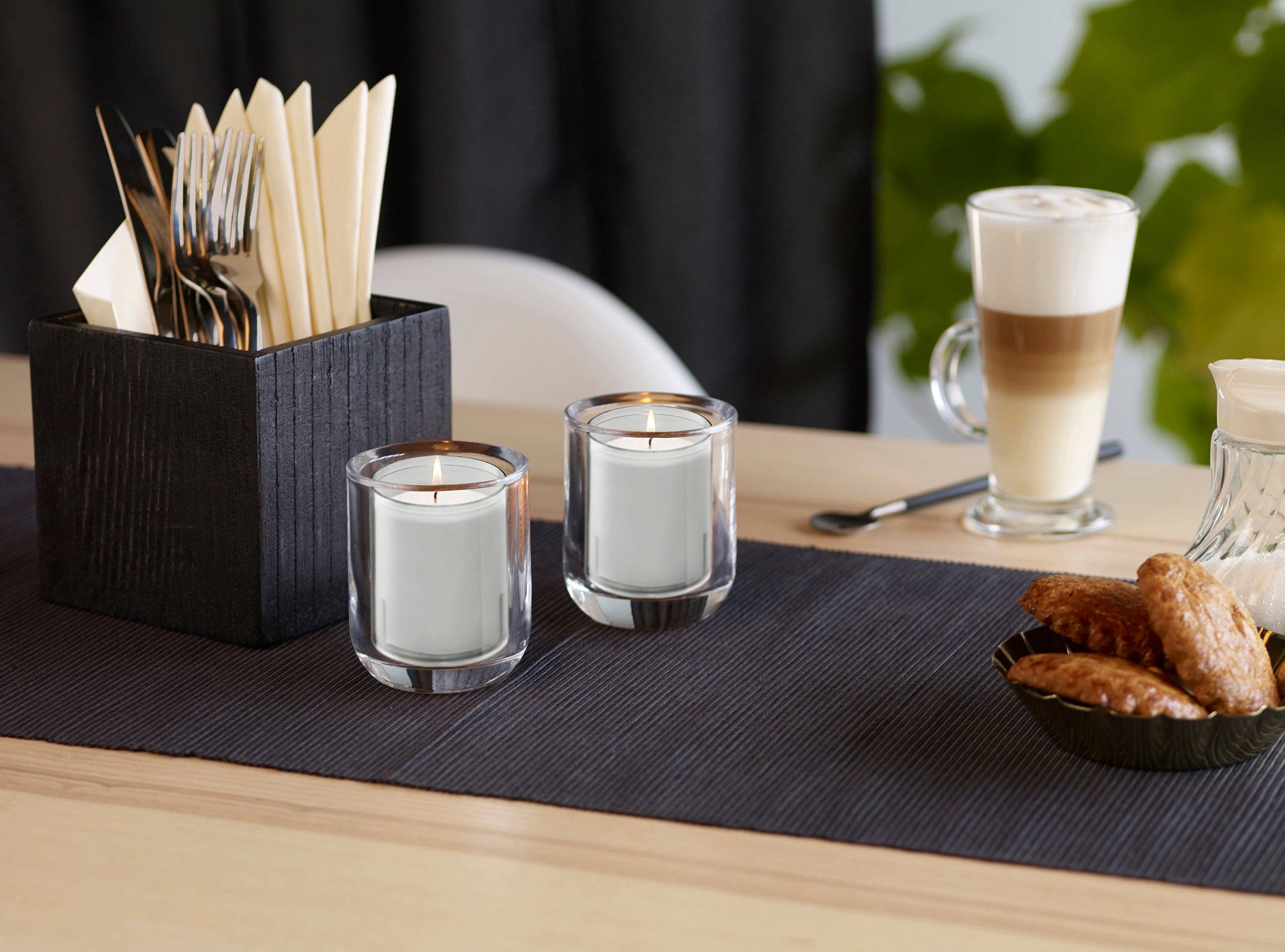 BOLSIUS – Engroshandel Votivlys – Votive lys i klare, ubrydelige plastikglas til restaurantbrug – pakke med 20 stk.5