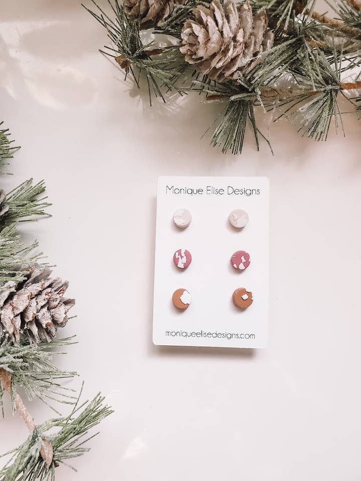 Vinter Botaniska Mini Stud Pack för wholesale av Monique Elise Designs