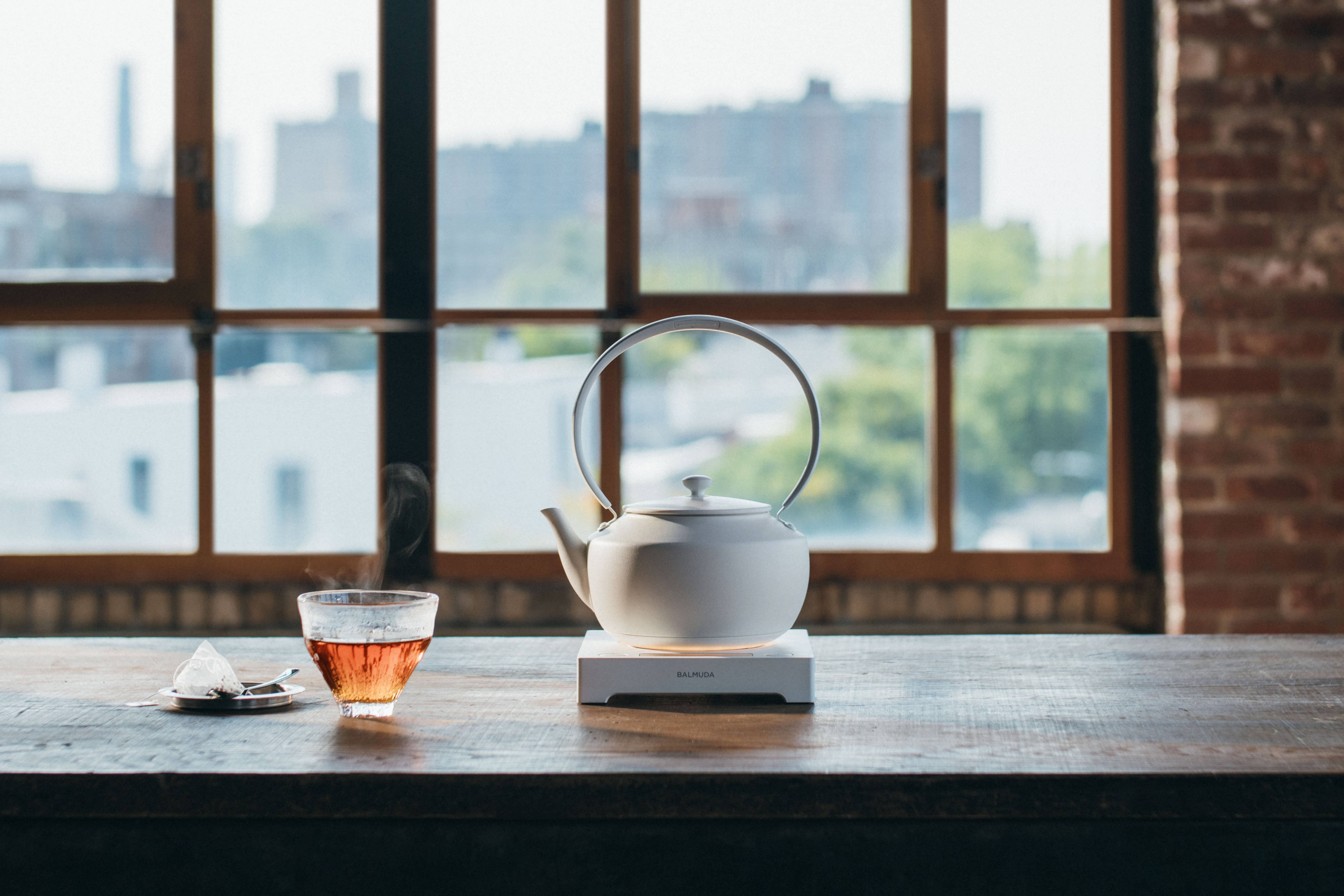 BALMUDA - Wholesale Electric Kettle - MoonKettle Electric Kettle with Temp Control 122°F - 212°F17