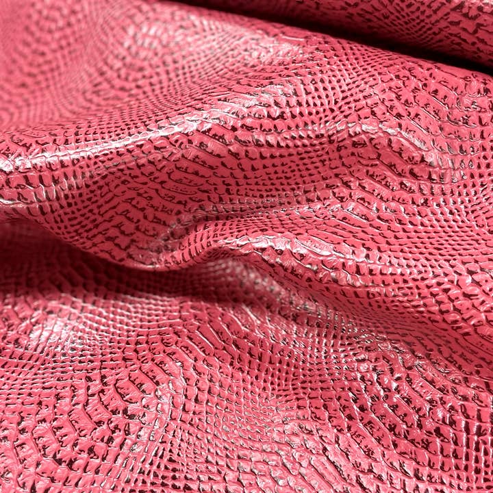 Western Linens - Vente Tapis - Cuir gaufré - demi-peau de 20 pieds carrés