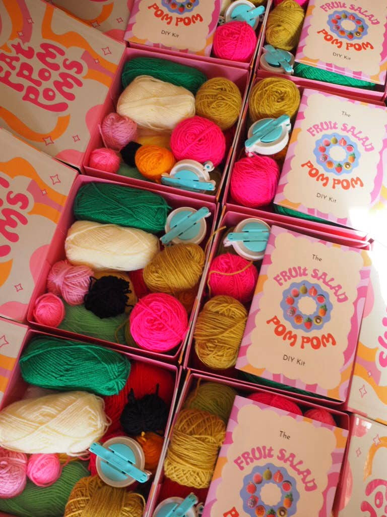 Fat Pom Poms – Großhandel Bastelset – Fruchtsalat Pom Pom DIY Kit - Macht 10 verschiedene Früchte!2