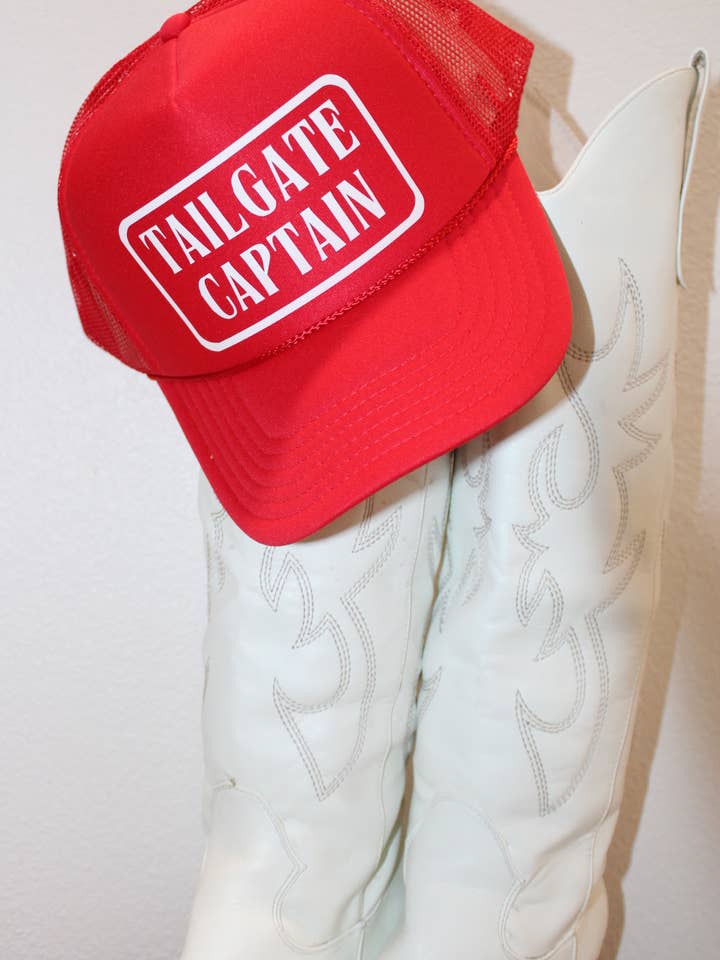 Bagklap kaptajn, fodboldtruckerhat for engroshandel hos Charlie Grey