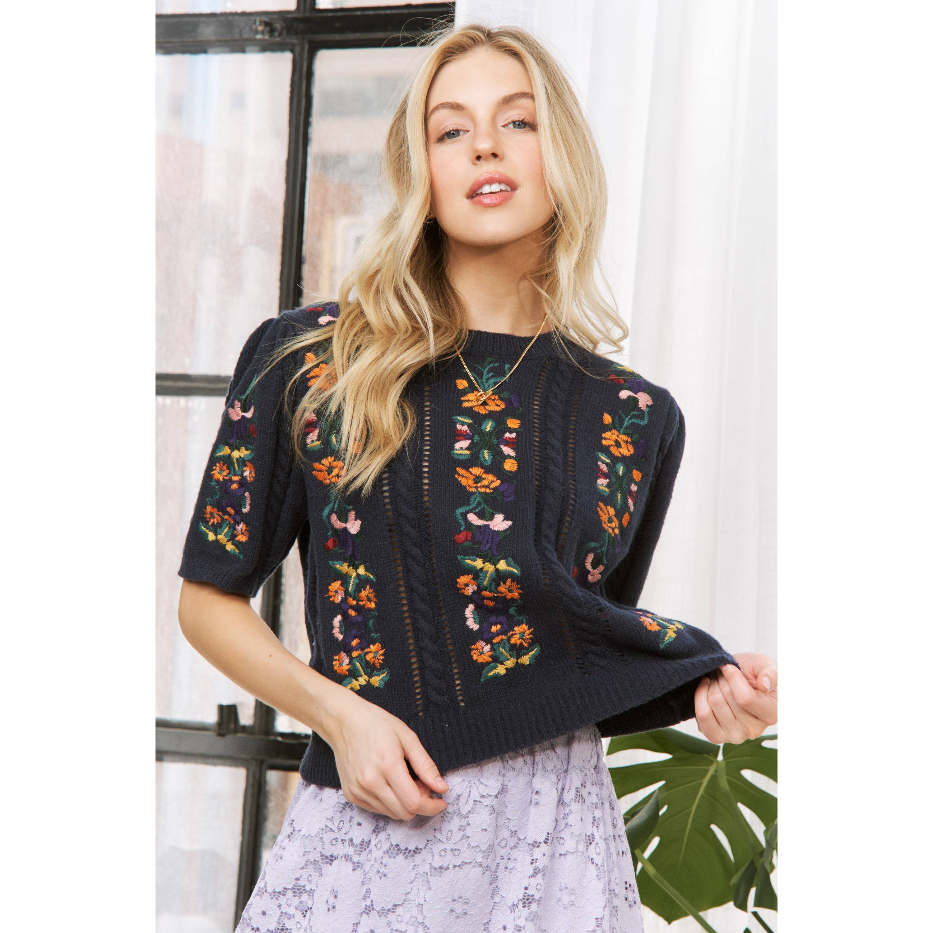 Sweet Generis - Wholesale Knit Sweater - Women's - CUTE FLORAL EMBROIDERY CASUAL PULLOVER SWEATER34
