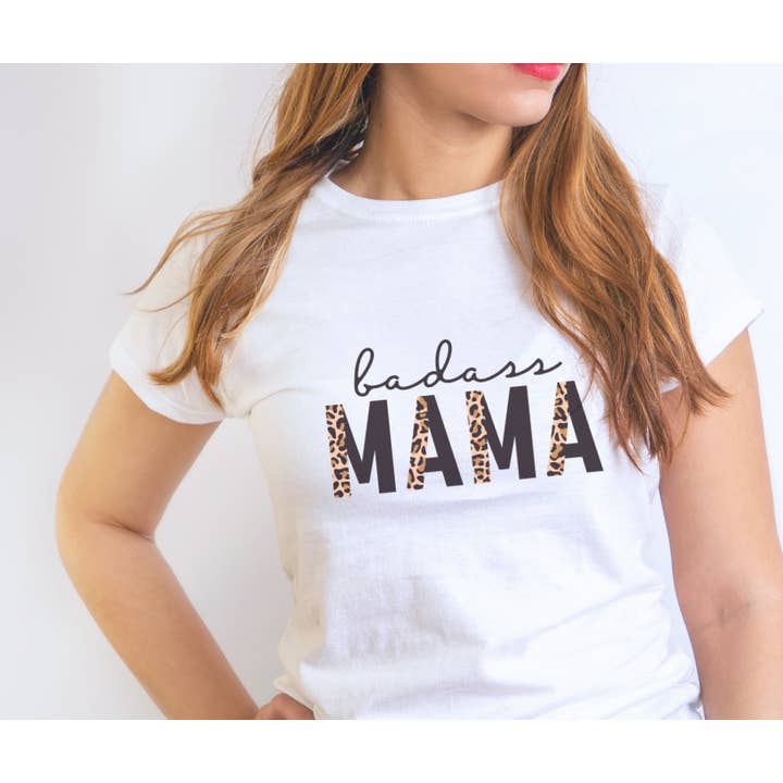 Maglietta Bad Ass Mama per la vendita all'ingrosso da parte di Missery and Co.