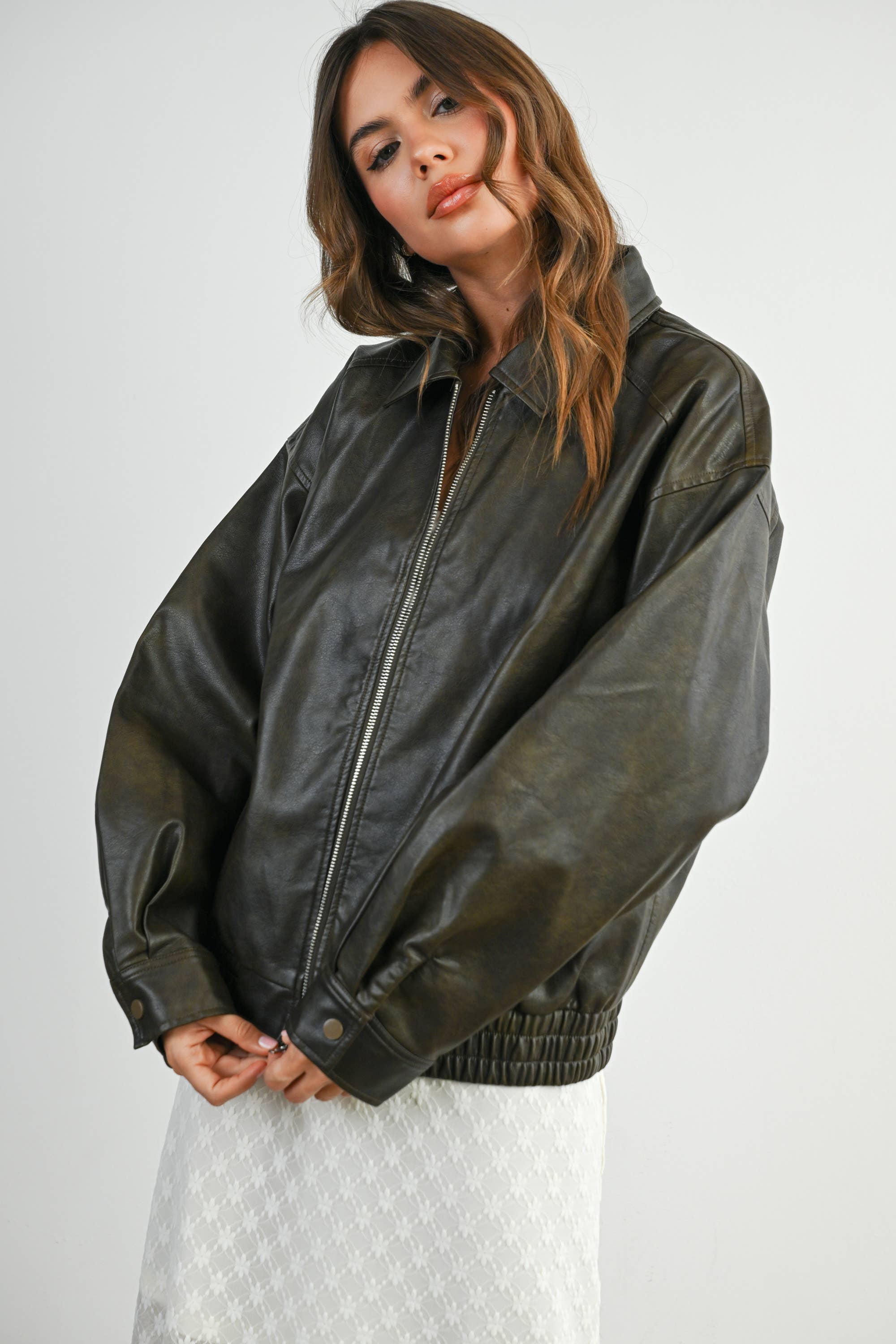 BUTTERMELON - Wholesale Jacket - Women's - Collared Zip-Front Leather Jacket - BMJ796841
