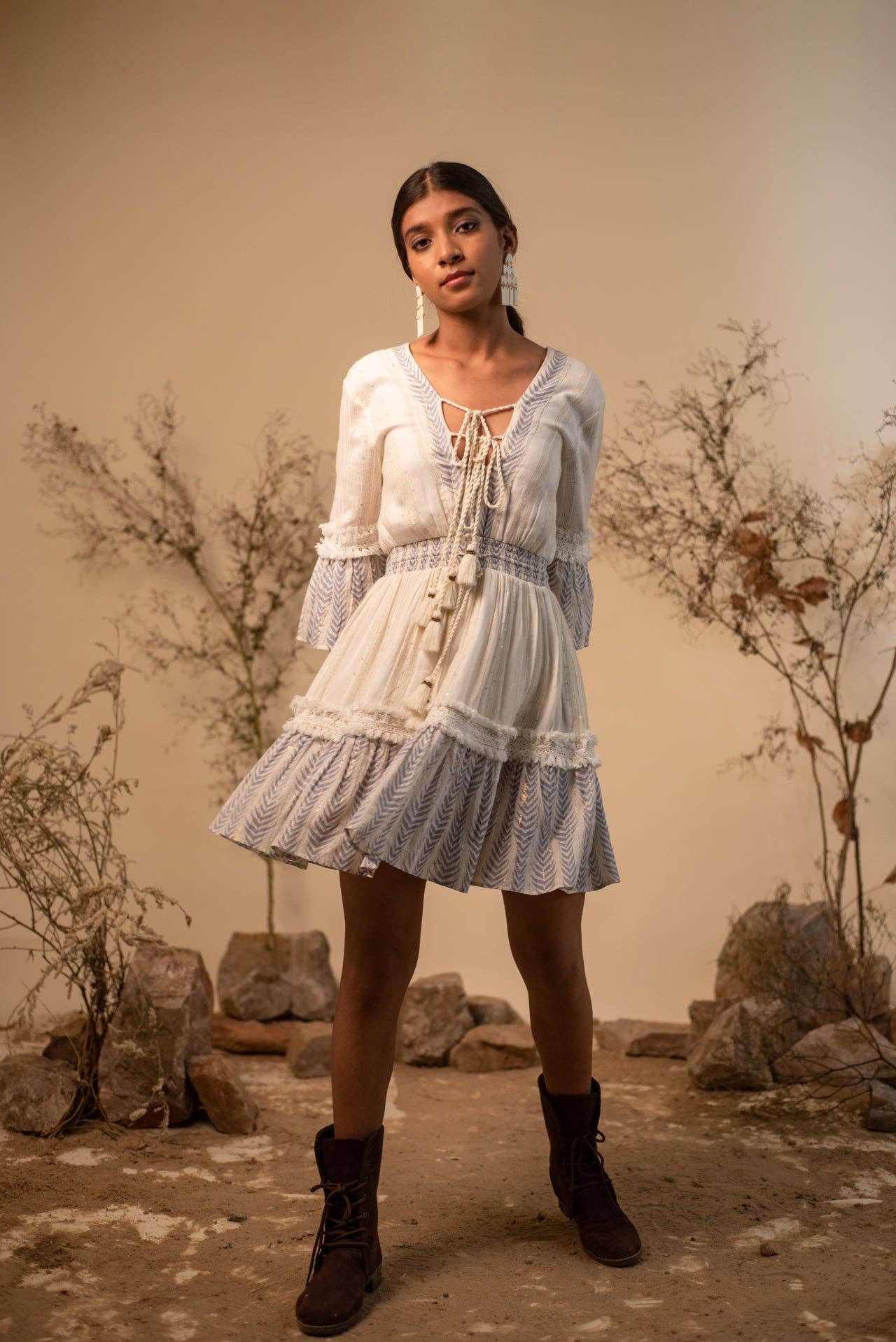 Label Reyya - Wholesale Jurk - Dames - BLAUW-WITTE JURK MET V-HALS