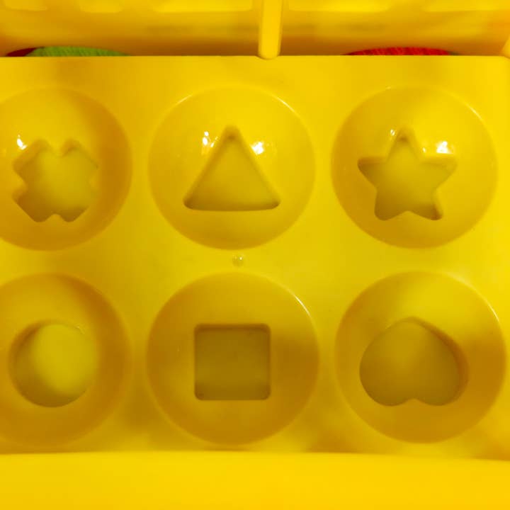 Regal Games - Wholesale Toy Set - Kids - Lil Yolkers Bus with Hide and Tweet eggs3