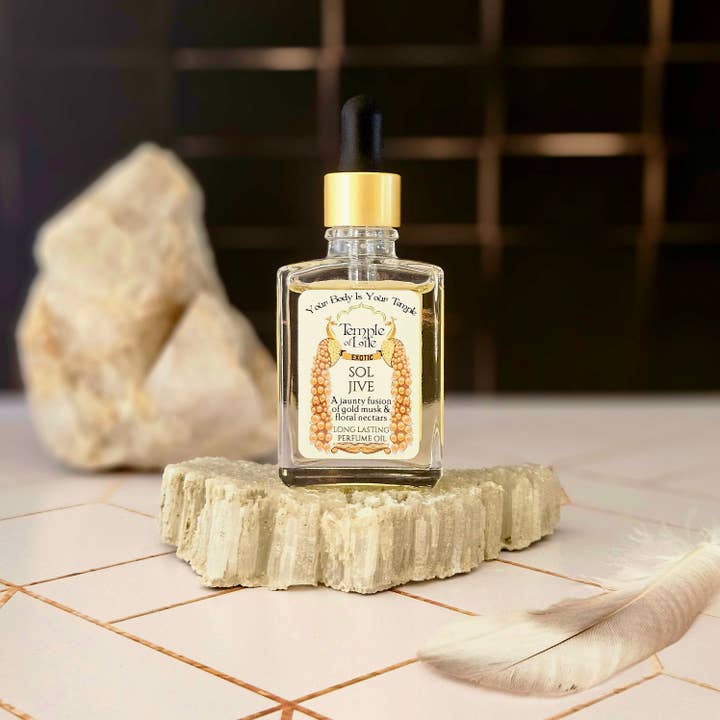 Recharge d'Huile de Parfum Exotique | Sol Jive | Parfum Oriental et autres tendances Résultats pour cosmétique bio oriental en vente B2B. Retours gratuits et paiement à 60 jours sur Faire sur Faire.