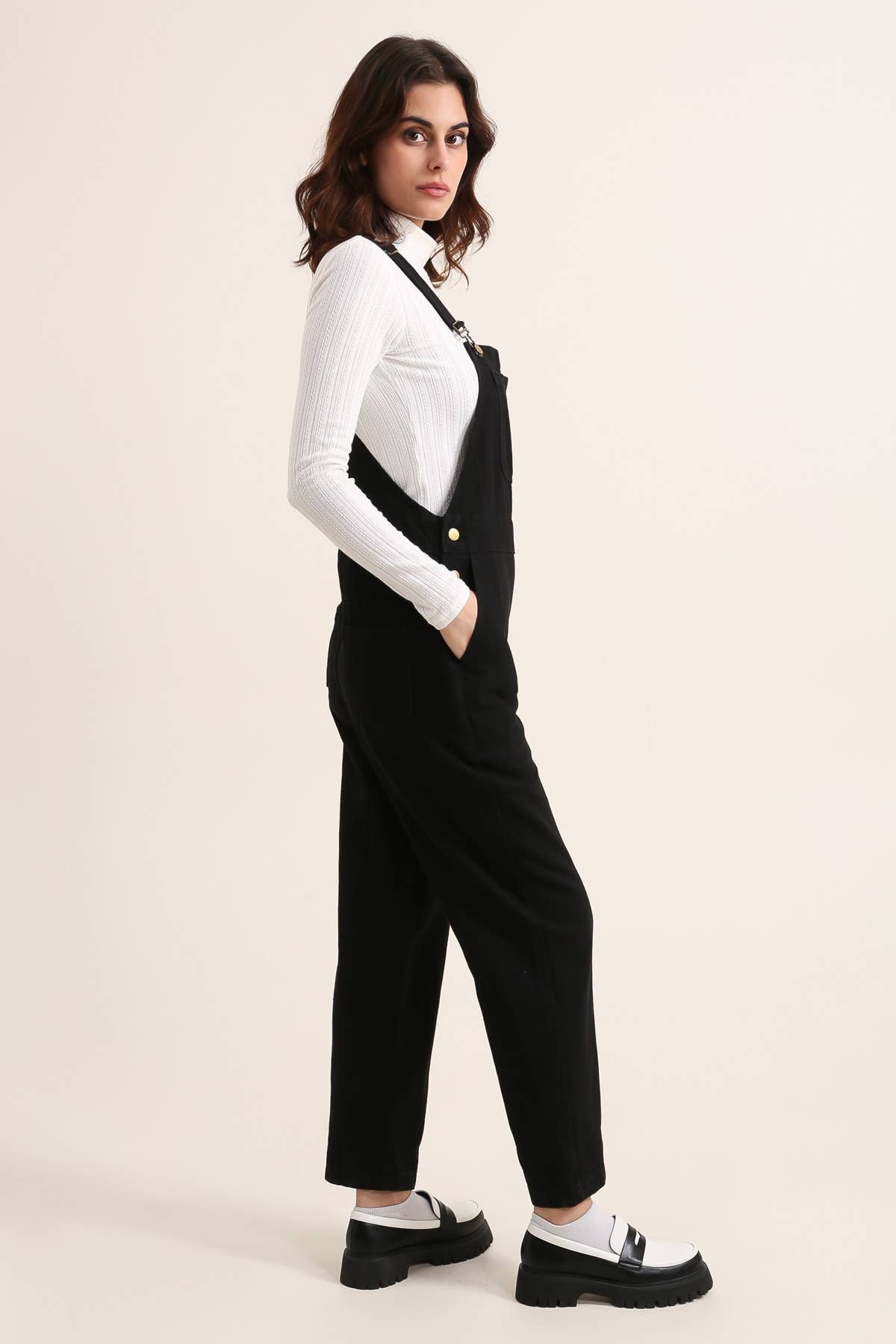 Nero Salopette sbiadita nera 5596 in vendita all'ingrosso su Faire2