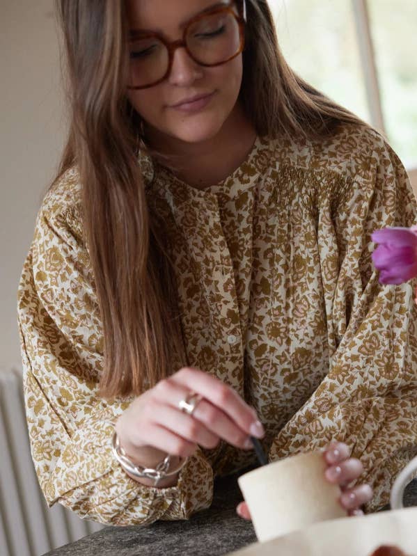 Elise Bluse Damen - Arushi Bronzegrün und andere Ergebnisse für musselin bluse im Großhandel. Kostenlose Rücksendungen und 60-Tage-Zahlungsziel auf Faire im Trend auf Faire.