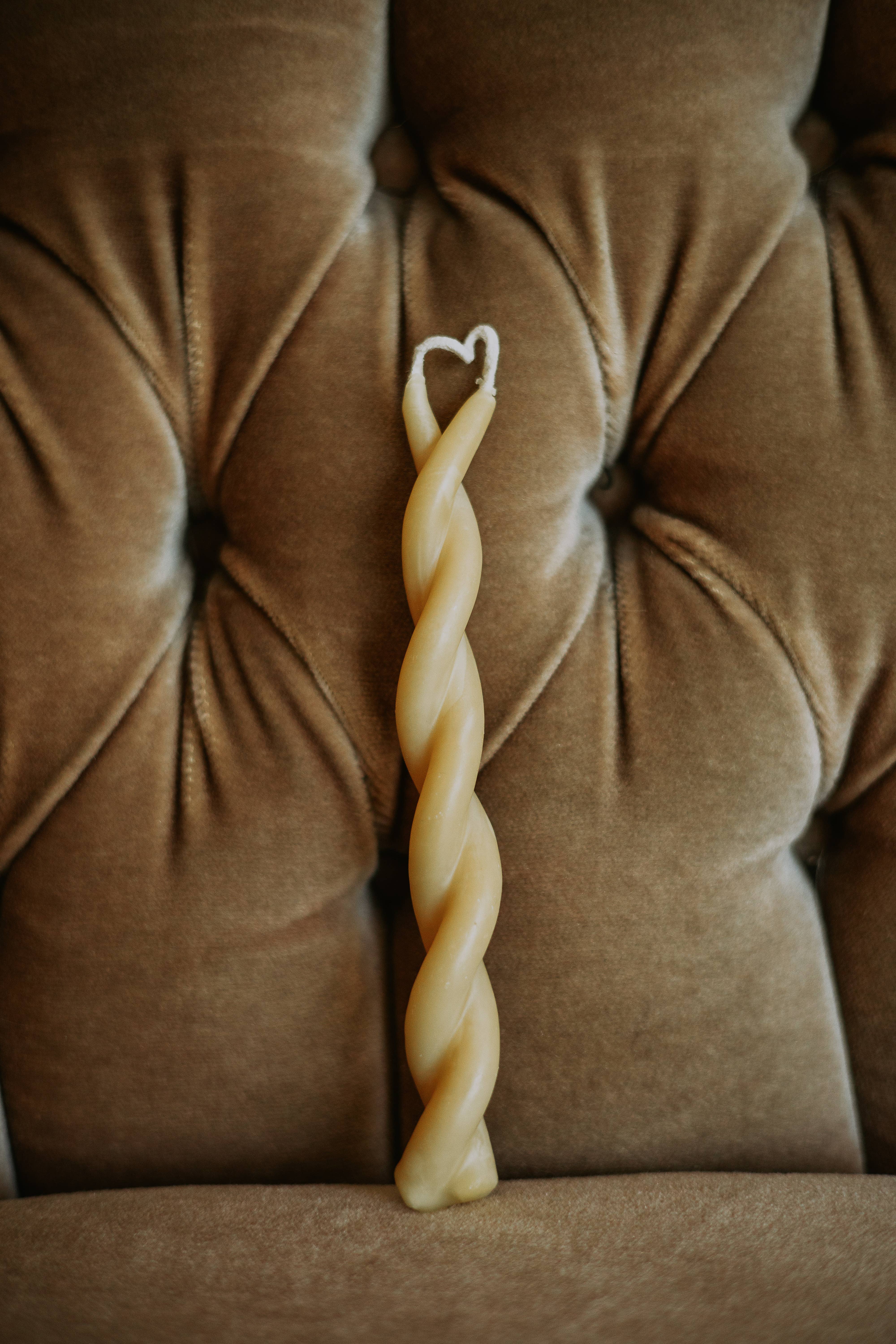 Wild Hive Apiary - Vendita all'ingrosso Candele cilindriche/candelieri - Fiamma Gemella2