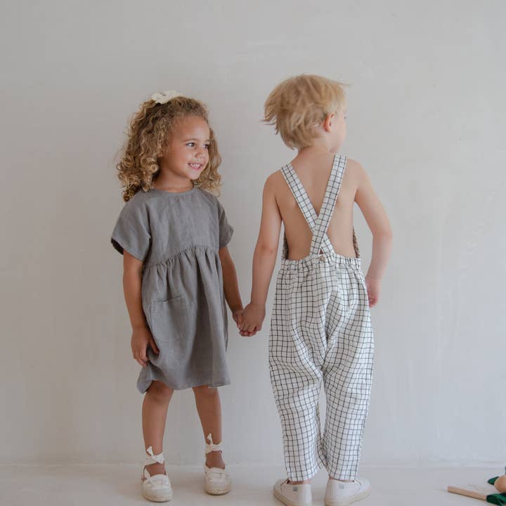 Kai Boy Girl Linen Romper in Grid Made in Lithuania for wholesale by lekokko