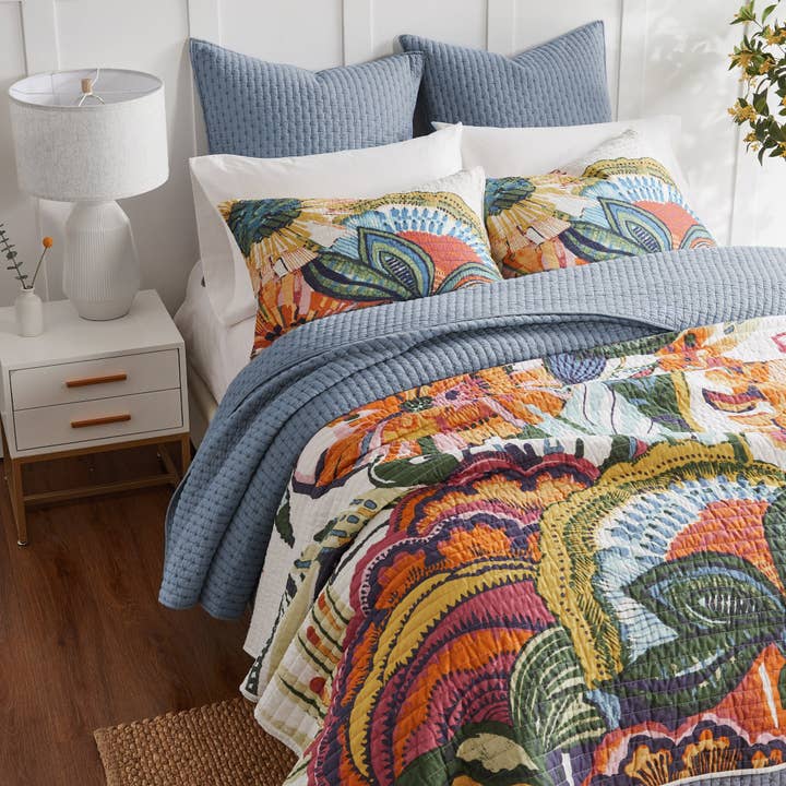 Levtex Home - Wholesale Bedding Set - Grandiflora Quilt Set10