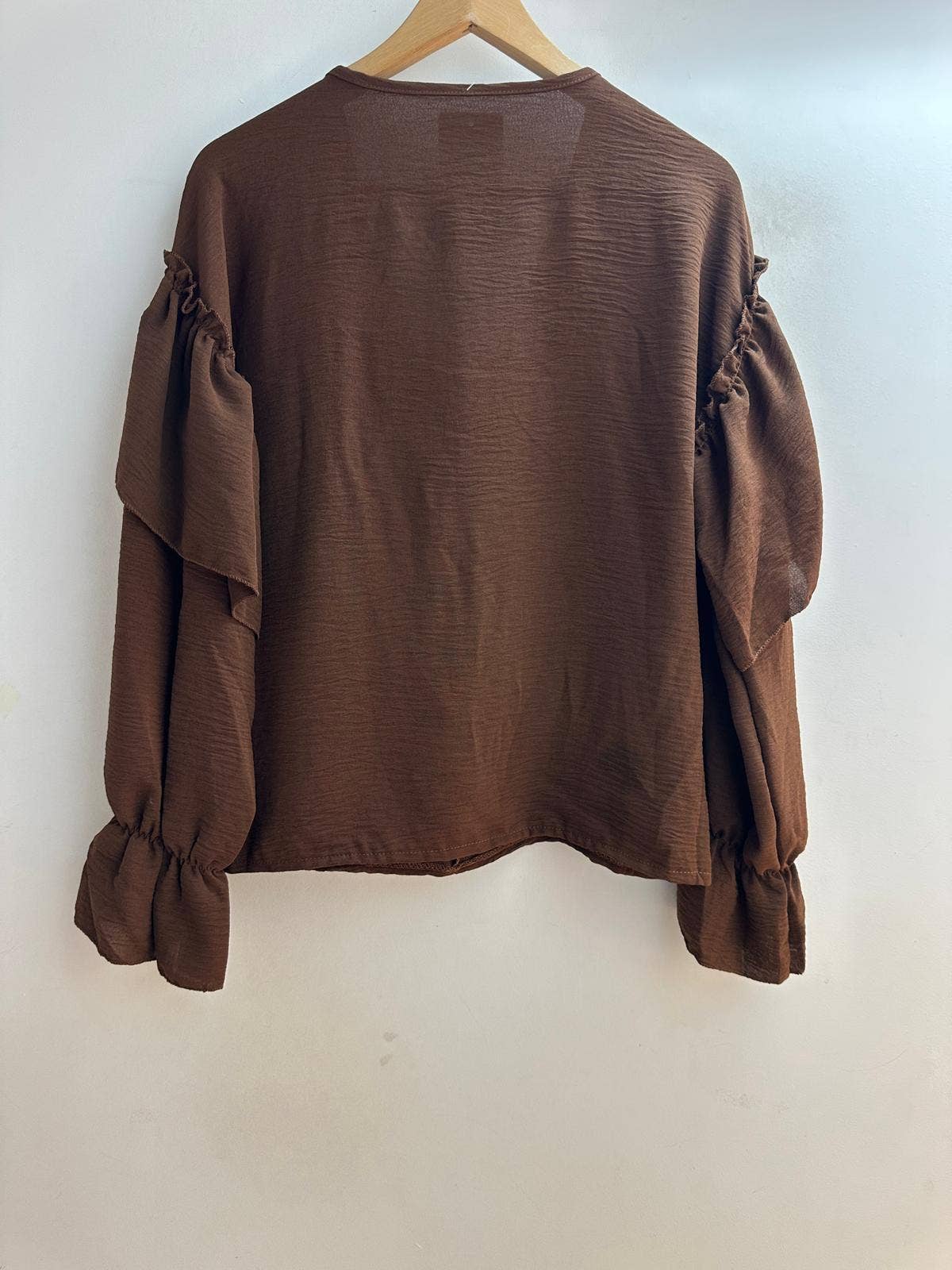 LORIANE - Wholesale Shirt - Women's - 9735U Plain blouse with ruffle8