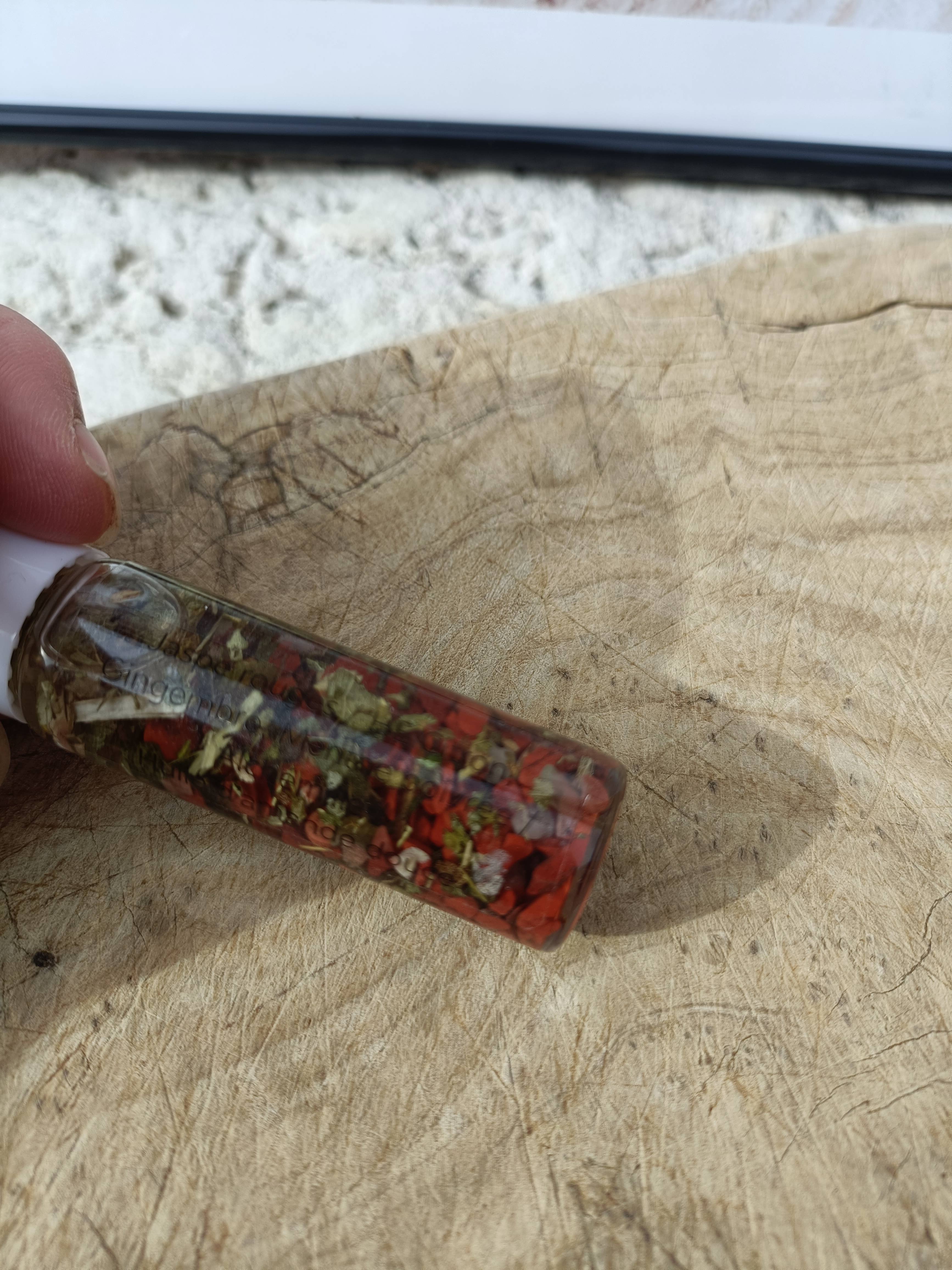 l'alchimie de mailys - Wholesale Essential Oil Roll-On - Endometriosis relief roll-on/painful periods1