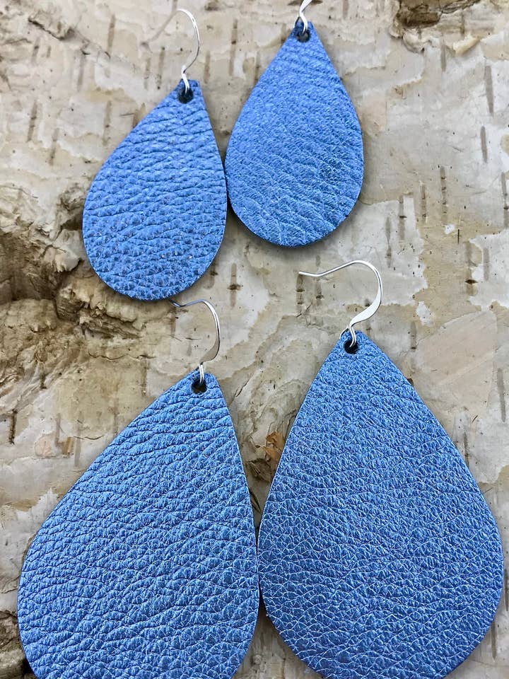 Boucle d'oreille en cuir Blue Jay pour la vente par Cre8tv Qn