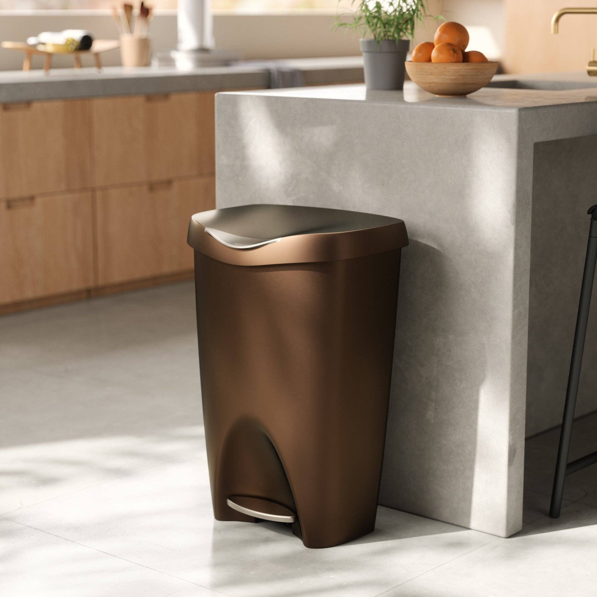 Umbra - Wholesale Trashcan/Trash Bin - Brim Step On Trash Can27