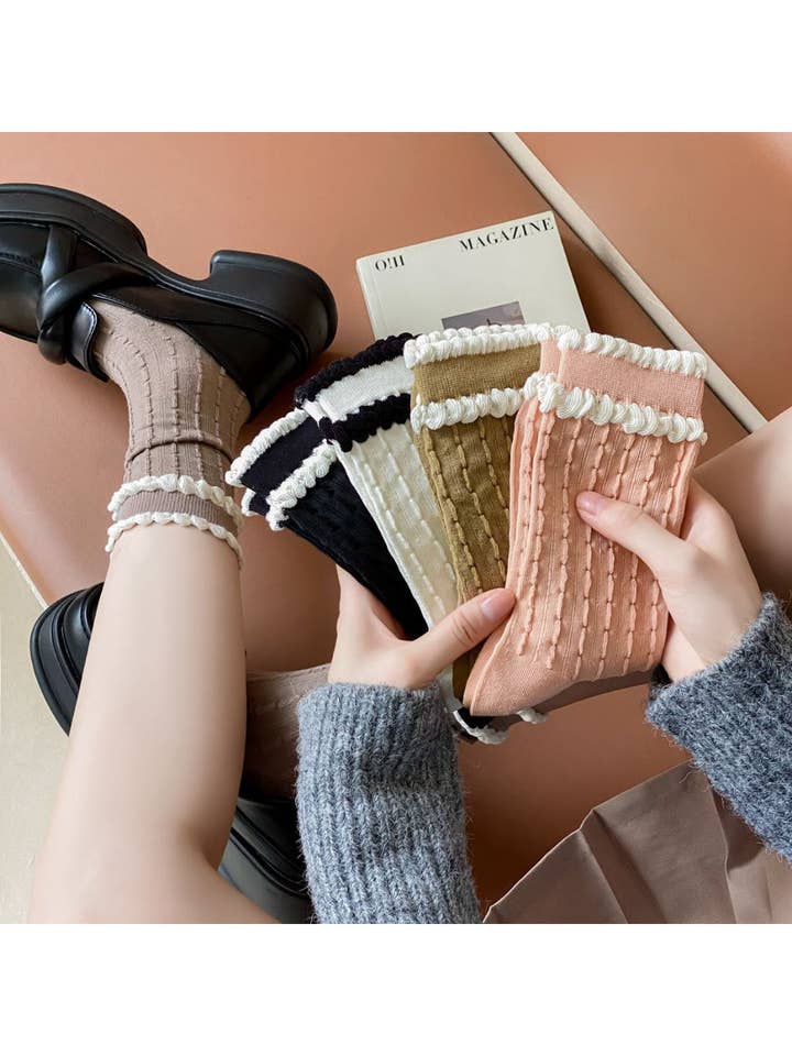 Rufia - Socken aus Strick mit Rüschensaum und Struktur für den Großhandel von Funkyrel® Atzbranding Limited