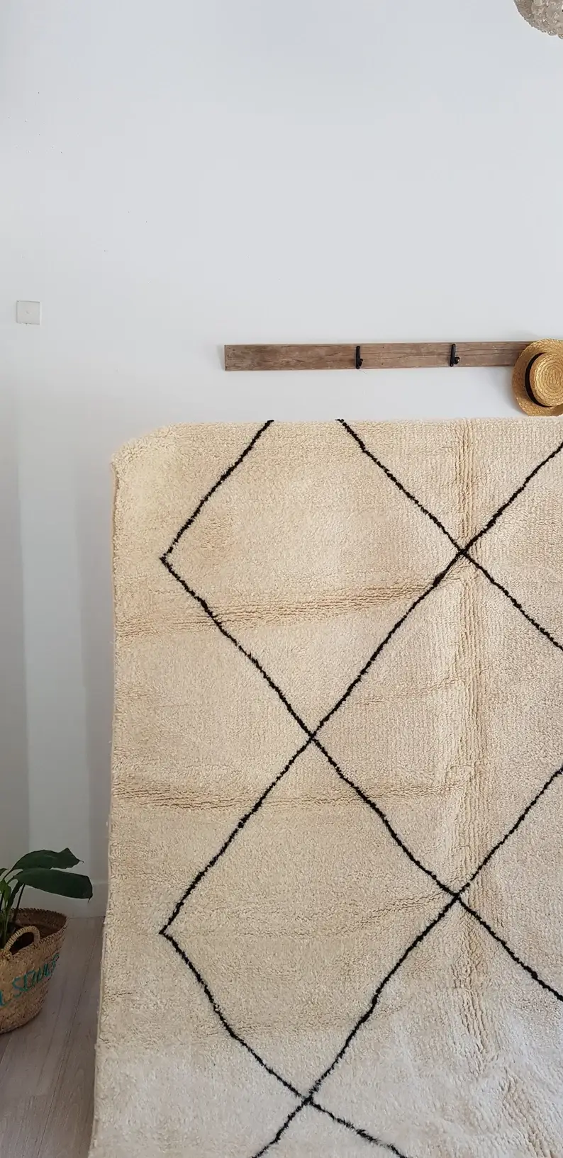 HandmadeBestSeller – Großhandel Teppichvorleger – Beni Ourain Teppich, natürlicher Berberteppich aus Marokko5