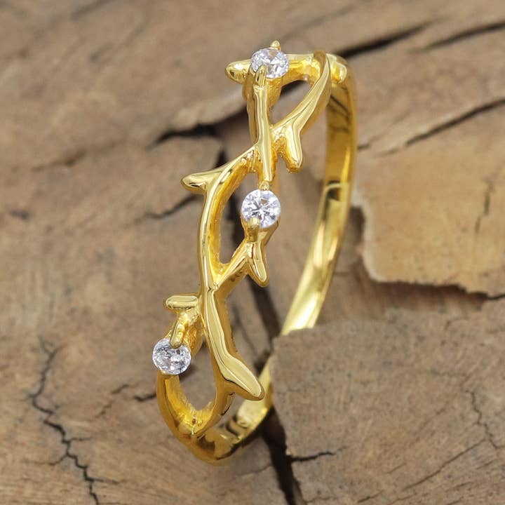 Elegant Swarovski Crystal Ring: Gold-Plated 925 Solid Silver for wholesale by Jay Jools