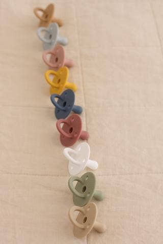 Classical Child - Wholesale Pacifier - Baby - Eco-Friendly Baby Pacifier in Desert Rose Color3