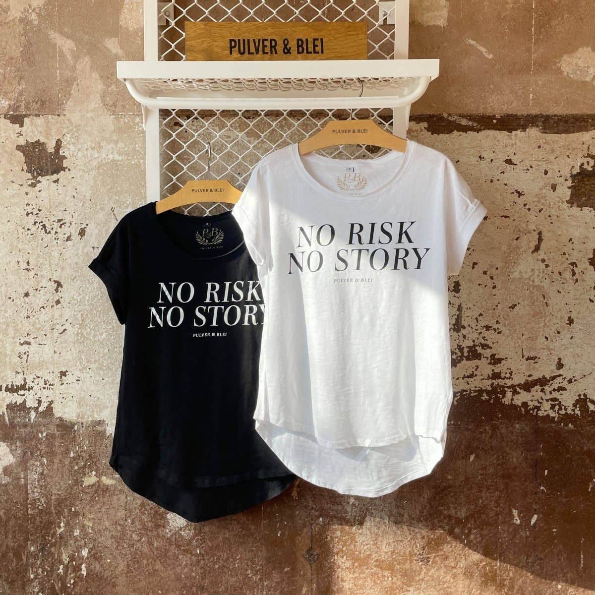 Pulver Blei – Großhandel T-Shirt mit Siebdruck – Damen – No Risk No Story - White Fashion Tee2