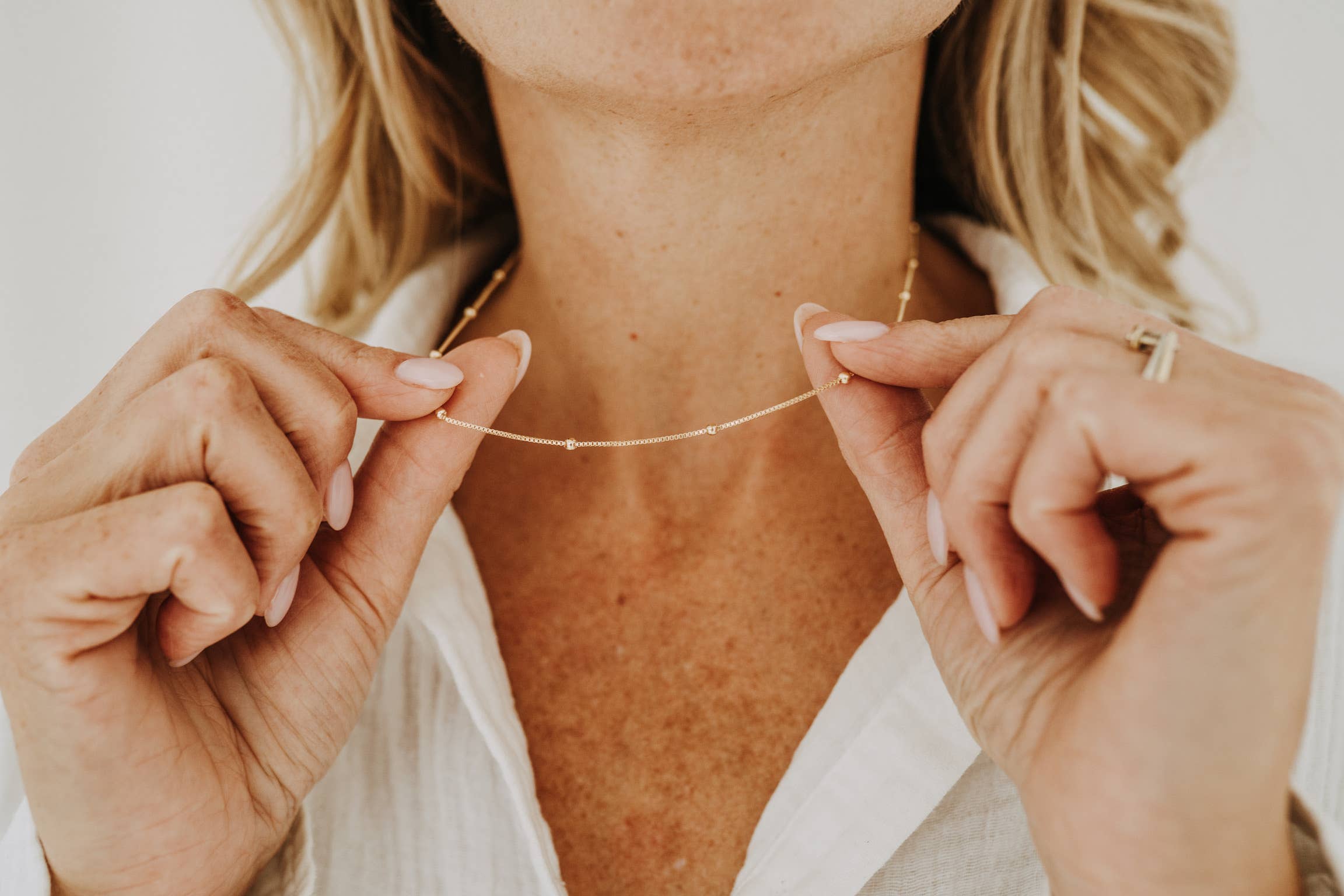 Sydney Rose Co. - Wholesale Link & Chain Necklace - Dainty Satellite Necklace6