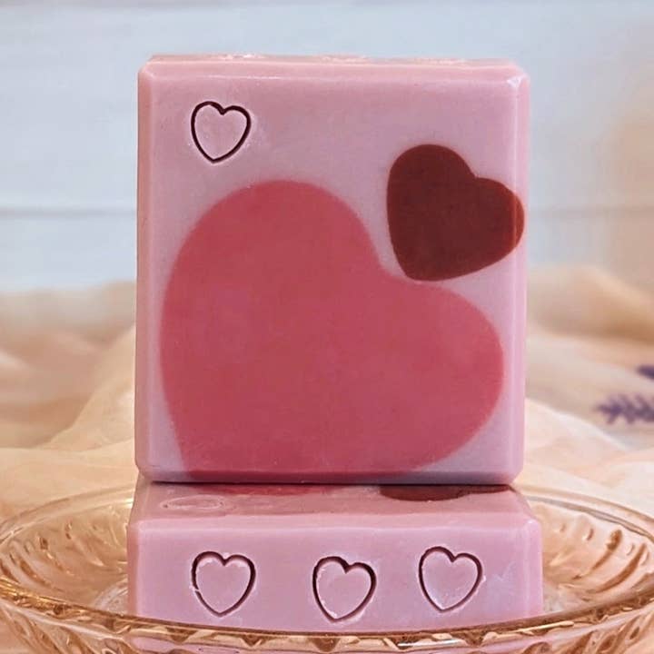 Désir du Cœur - Savon au Miel Rose et Argile Rose pour la vente par Mainland Vintage
