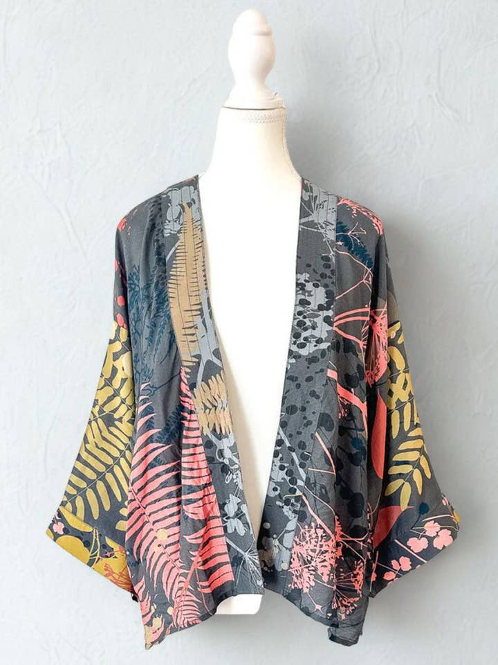 Kimono corto in velluto di cotone tropicale per la vendita all'ingrosso da parte di Namaskar Australia